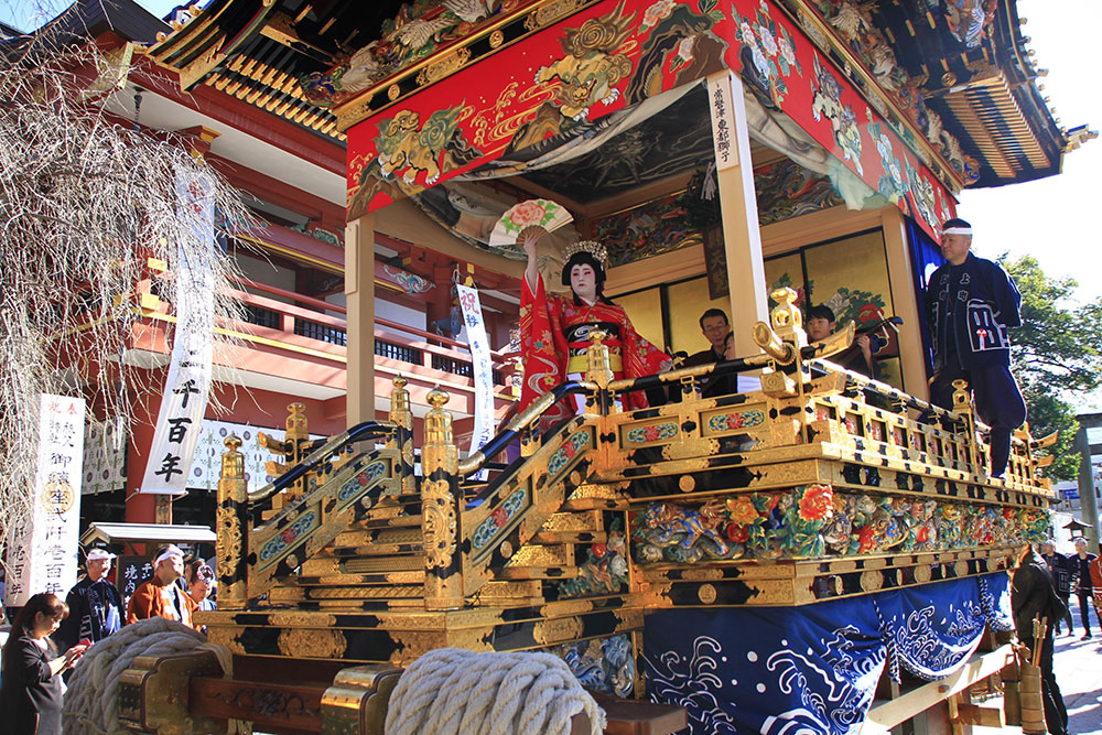 秩父祭の屋台行事と神楽